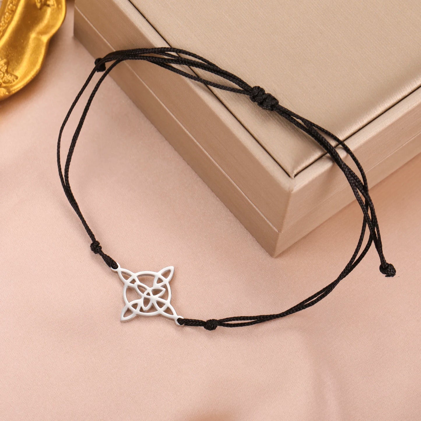 Irish Knot Bracelet