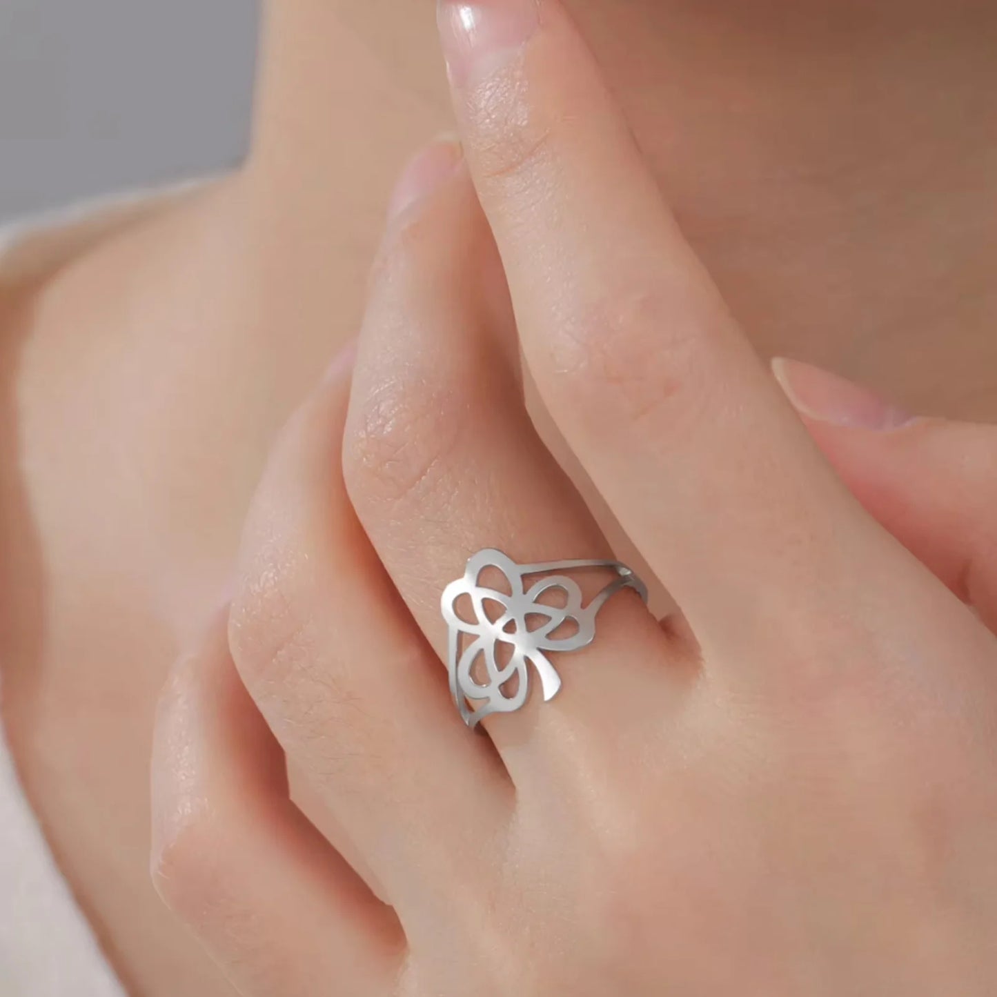 LIKGREAT Irish Knot Ring Shamrock Rings