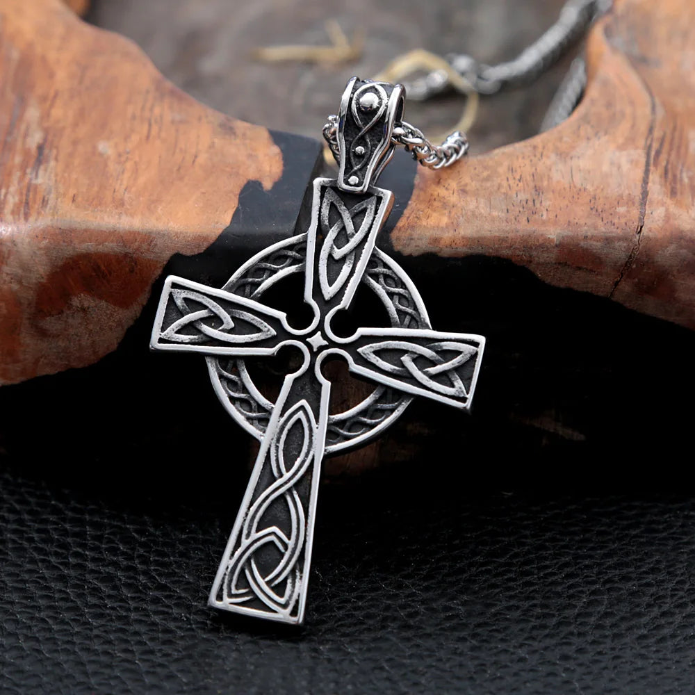 Mens Irish Celtic Knot Cross Pendant Necklace Stainless Steel Nordic Viking Necklace Ancient Talisman Pendant Jewelry Gift